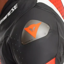 LAGUNA SECA 6 - MONO DE MOTO 1 PIEZA EN CUERO PERFORADO HOMBRE