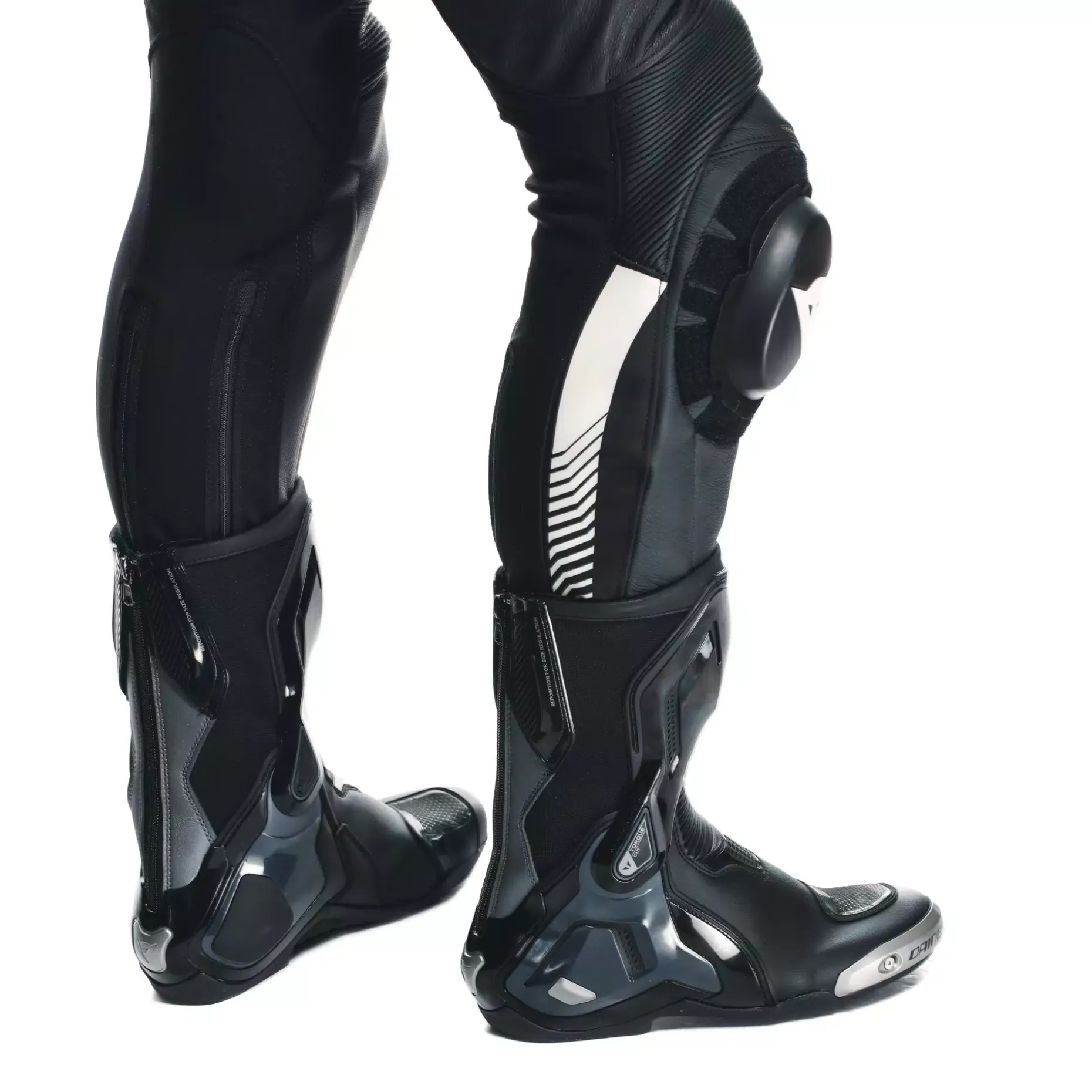 LAGUNA SECA 5 MONO DE CUERO PERFORADO 2PZS HOMBRE