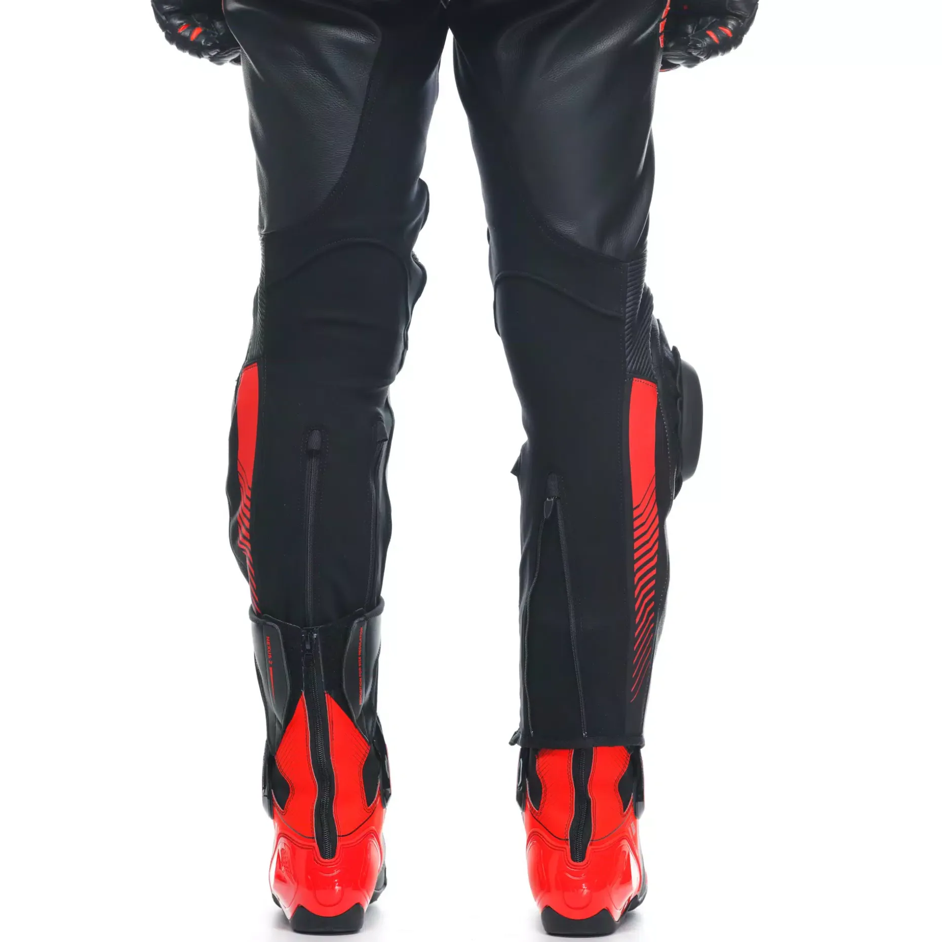 LAGUNA SECA 5 MONO DE CUERO 2PZS HOMBRE