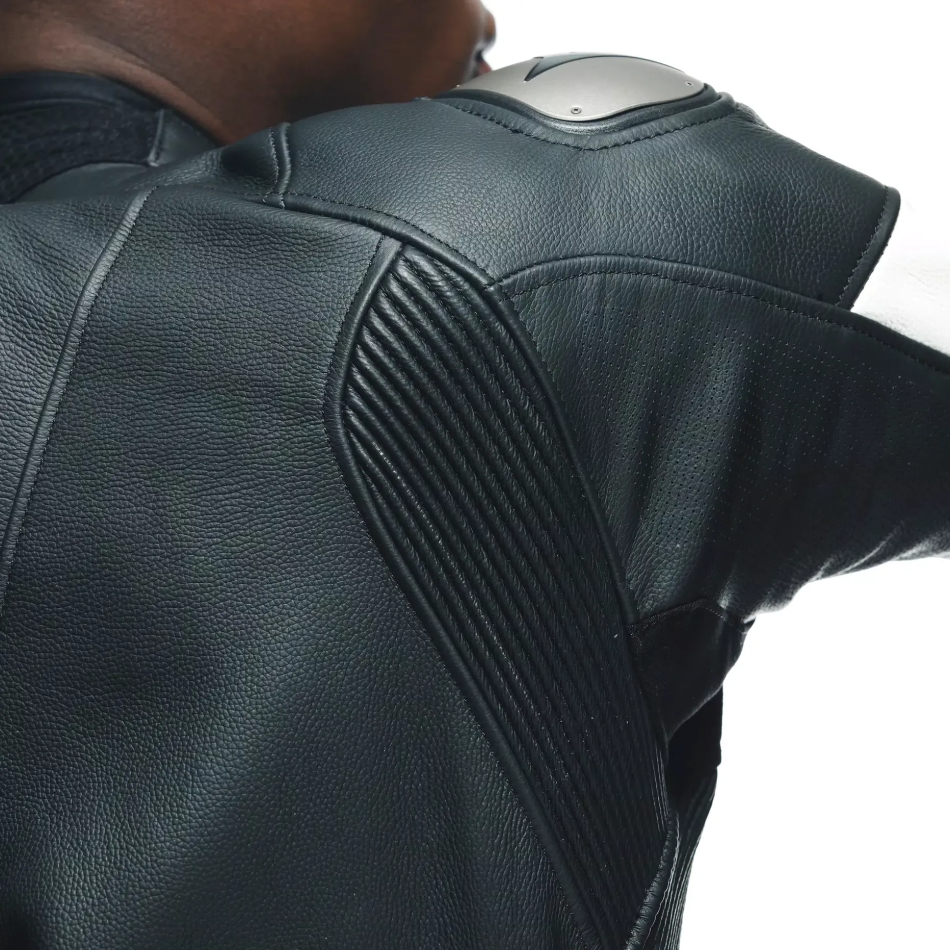 TOSA MONO DE CUERO PERFORADO 1PZ HOMBRE